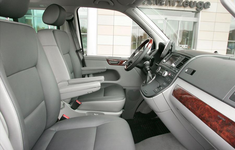  Volkswagen California 2005 года  (фото 2 из 8)
